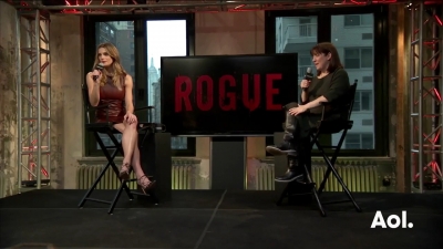 Ashley-Greene-dot_nl-6april2016AOLBuildSeries-Rouge2030.jpg