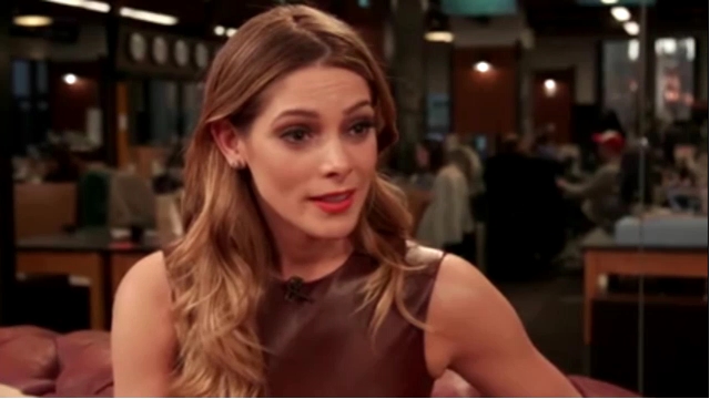 Ashley-Greene-dot_nl-6april2016HuffPostLive0787.jpg Ashley-Greene-dot_nl-6april2016HuffPostLive0787.jpg