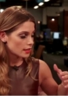 Ashley-Greene-dot_nl-6april2016HuffPostLive0655.jpg