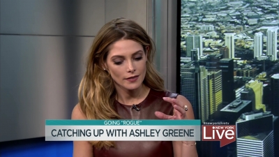 Ashley-Greene-dot_nl-6april2016HuffPostLive0057.jpg