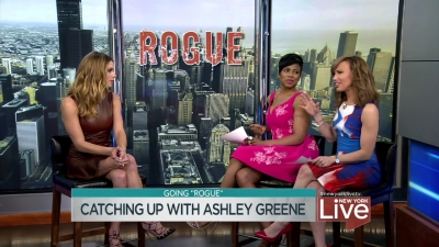 Ashley-Greene-dot_nl-6april2016HuffPostLive0099.jpg