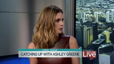 Ashley-Greene-dot_nl-6april2016HuffPostLive0109.jpg