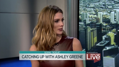 Ashley-Greene-dot_nl-6april2016HuffPostLive0119.jpg