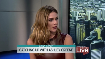 Ashley-Greene-dot_nl-6april2016HuffPostLive0171.jpg