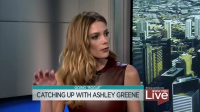 Ashley-Greene-dot_nl-6april2016HuffPostLive0196.jpg