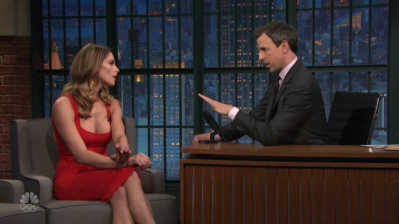 Ashley-Greene-dot_nl-6april2016LateNightwithSethMeyers0146.jpg