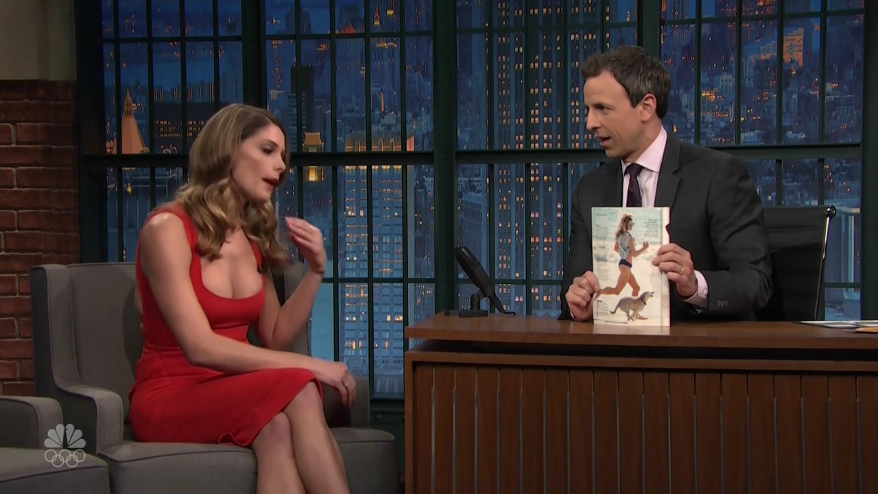 Ashley-Greene-dot_nl-6april2016LateNightwithSethMeyers0343.jpg