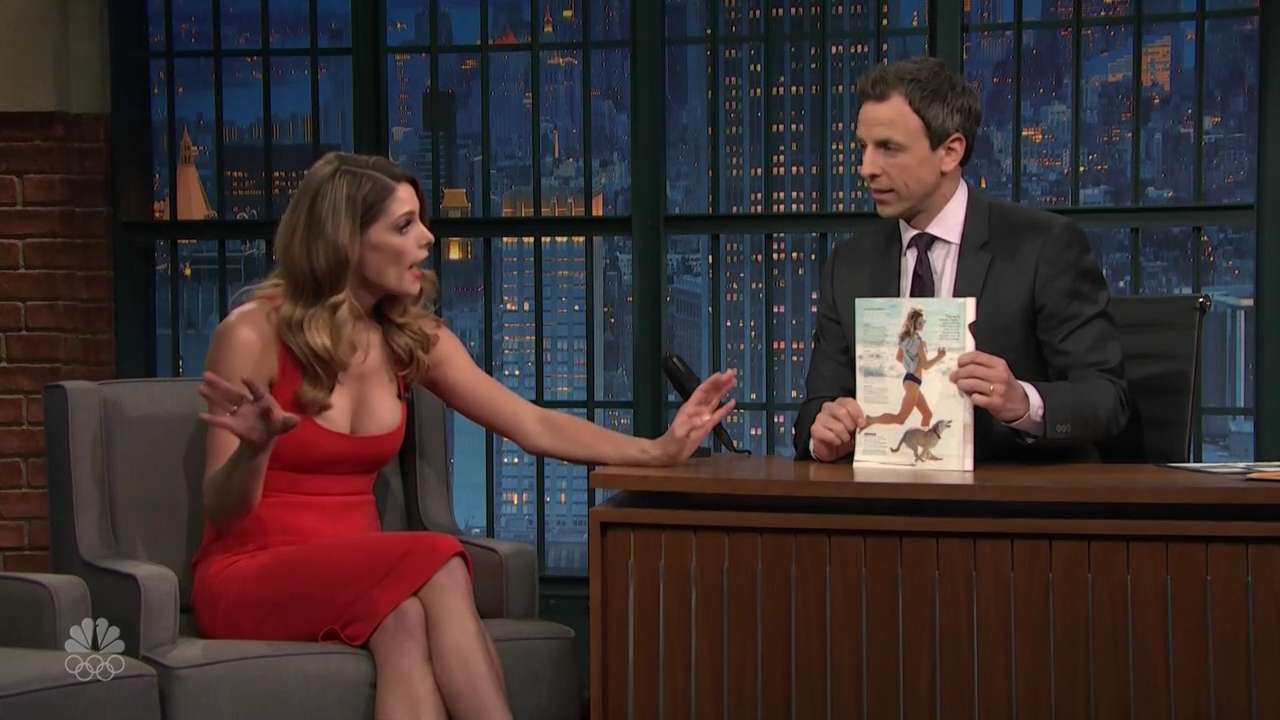 Ashley-Greene-dot_nl-6april2016LateNightwithSethMeyers0379.jpg