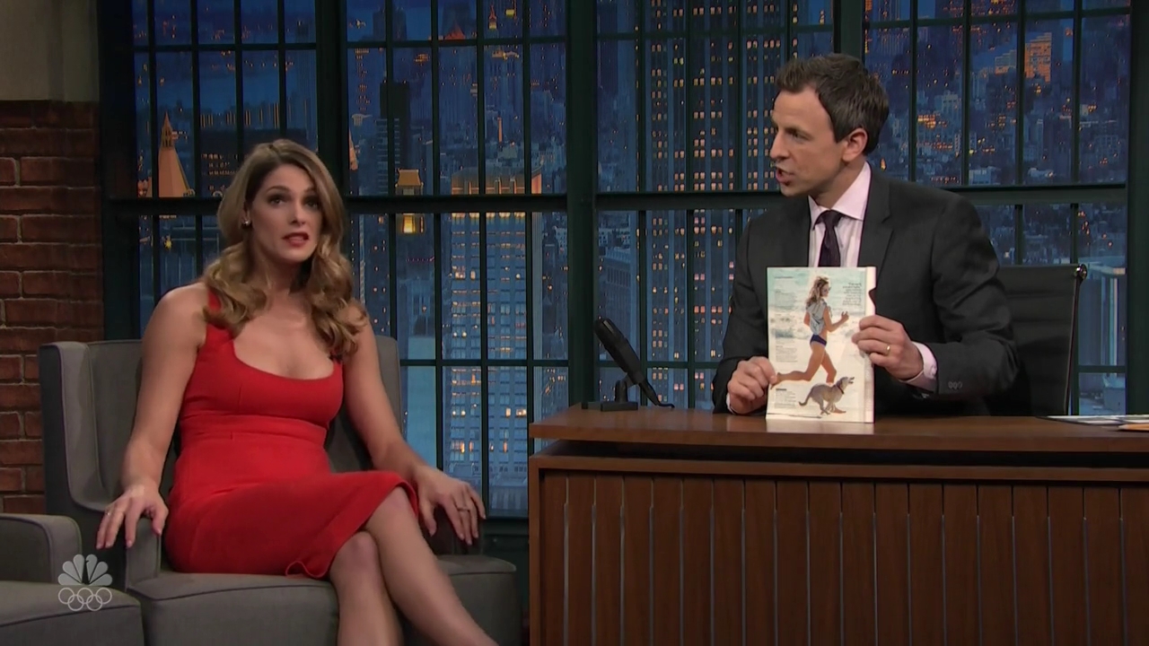 Ashley-Greene-dot_nl-6april2016LateNightwithSethMeyers0390.jpg