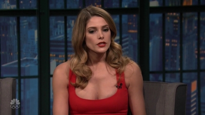 Ashley-Greene-dot_nl-6april2016LateNightwithSethMeyers0152.jpg