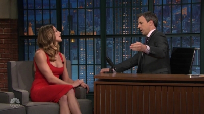 Ashley-Greene-dot_nl-6april2016LateNightwithSethMeyers0220.jpg