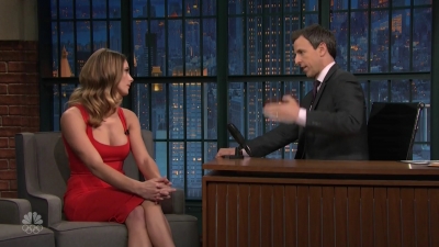 Ashley-Greene-dot_nl-6april2016LateNightwithSethMeyers0222.jpg