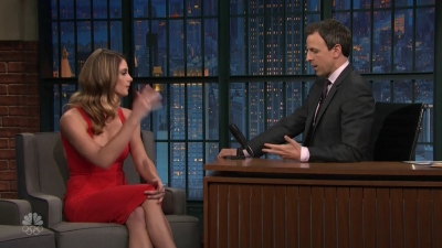 Ashley-Greene-dot_nl-6april2016LateNightwithSethMeyers0231.jpg