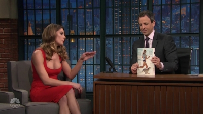 Ashley-Greene-dot_nl-6april2016LateNightwithSethMeyers0346.jpg