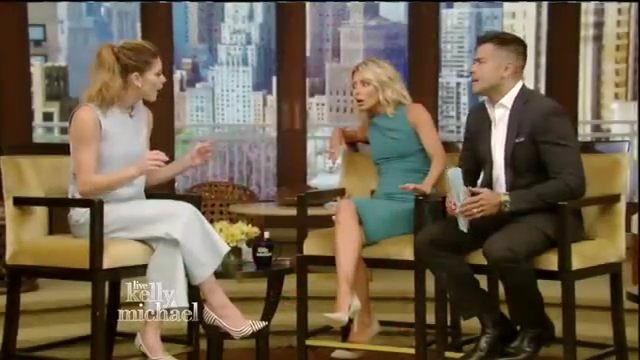 Ashley-Greene-dot_nl-7april2016LiveWithKellyAndMichael0071.jpg Ashley-Greene-dot_nl-7april2016LiveWithKellyAndMichael0071.jpg