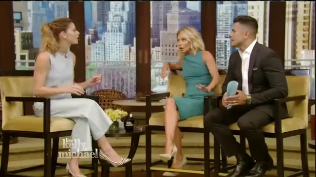 Ashley-Greene-dot_nl-7april2016LiveWithKellyAndMichael0072.jpg Ashley-Greene-dot_nl-7april2016LiveWithKellyAndMichael0072.jpg