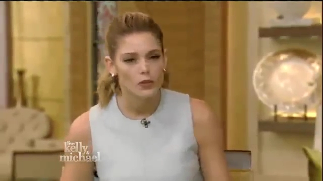 Ashley-Greene-dot_nl-7april2016LiveWithKellyAndMichael0076.jpg