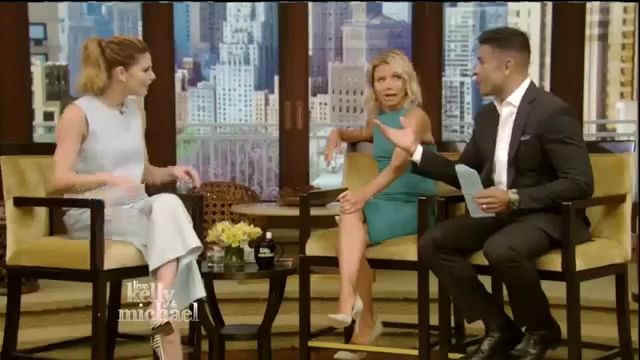 Ashley-Greene-dot_nl-7april2016LiveWithKellyAndMichael0083.jpg Ashley-Greene-dot_nl-7april2016LiveWithKellyAndMichael0083.jpg