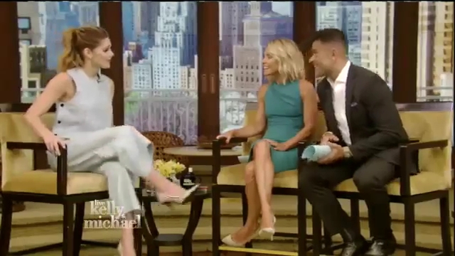 Ashley-Greene-dot_nl-7april2016LiveWithKellyAndMichael0116.jpg Ashley-Greene-dot_nl-7april2016LiveWithKellyAndMichael0116.jpg