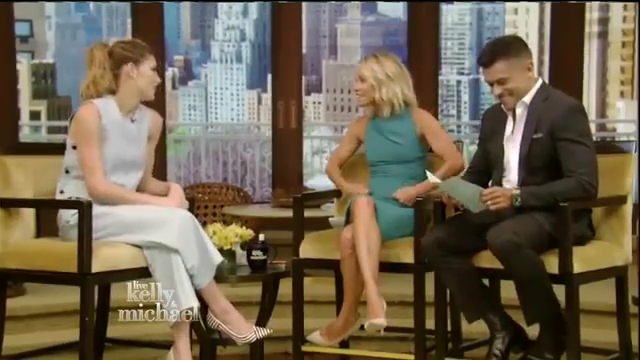 Ashley-Greene-dot_nl-7april2016LiveWithKellyAndMichael0131.jpg Ashley-Greene-dot_nl-7april2016LiveWithKellyAndMichael0131.jpg