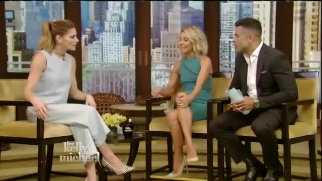 Ashley-Greene-dot_nl-7april2016LiveWithKellyAndMichael0137.jpg Ashley-Greene-dot_nl-7april2016LiveWithKellyAndMichael0137.jpg