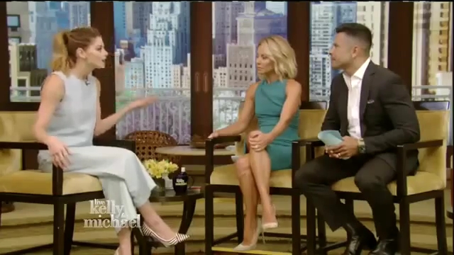 Ashley-Greene-dot_nl-7april2016LiveWithKellyAndMichael0139.jpg Ashley-Greene-dot_nl-7april2016LiveWithKellyAndMichael0139.jpg