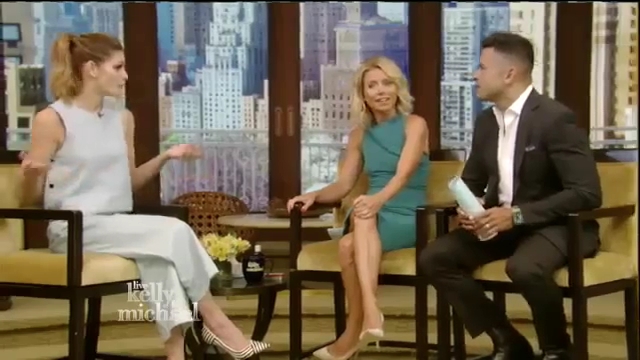 Ashley-Greene-dot_nl-7april2016LiveWithKellyAndMichael0181.jpg Ashley-Greene-dot_nl-7april2016LiveWithKellyAndMichael0181.jpg