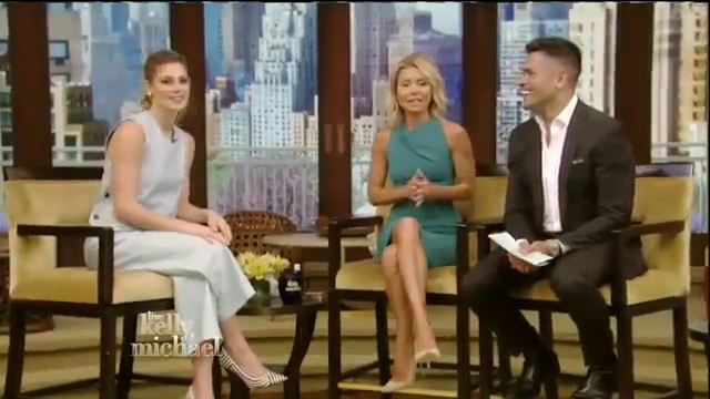 Ashley-Greene-dot_nl-7april2016LiveWithKellyAndMichael0230.jpg Ashley-Greene-dot_nl-7april2016LiveWithKellyAndMichael0230.jpg