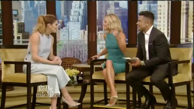 Ashley-Greene-dot_nl-7april2016LiveWithKellyAndMichael0237.jpg Ashley-Greene-dot_nl-7april2016LiveWithKellyAndMichael0237.jpg