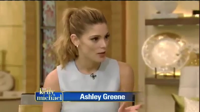 Ashley-Greene-dot_nl-7april2016LiveWithKellyAndMichael0249.jpg