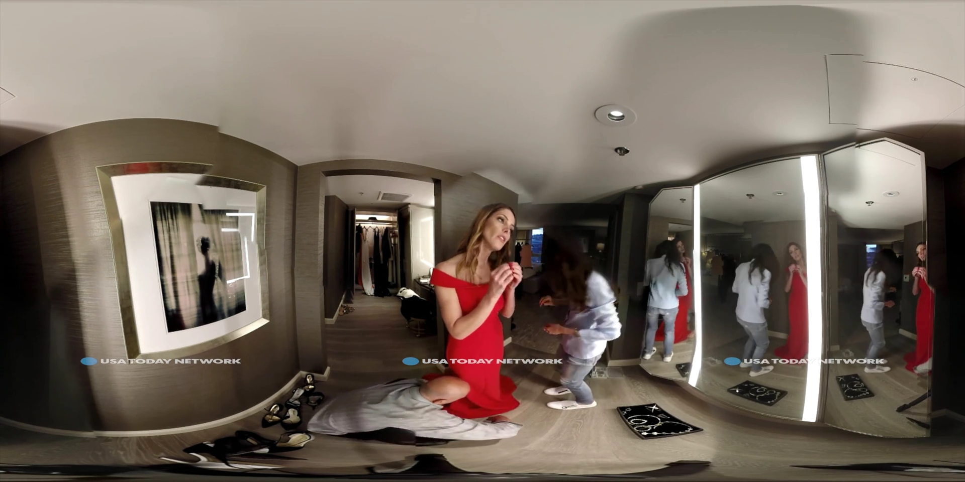 Ashley-Greene_dot_nl-USAToday_AshleyGreeneprepsfortheOscars0070.jpg Ashley-Greene_dot_nl-USAToday_AshleyGreeneprepsfortheOscars0070.jpg