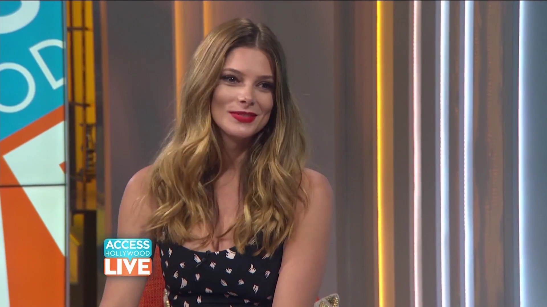 Ashkey-Greene-dot-nl_2017AccesHollywood0020.jpg