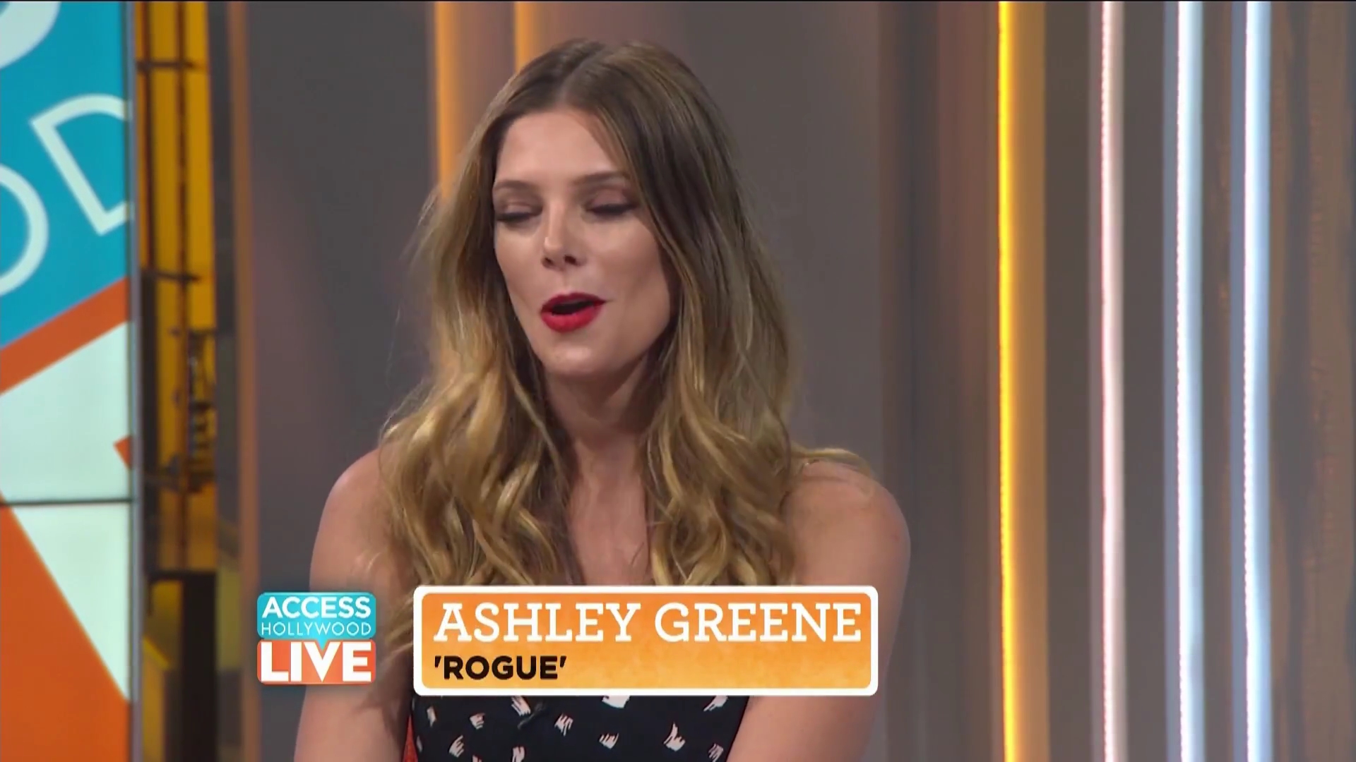 Ashkey-Greene-dot-nl_2017AccesHollywood0045.jpg