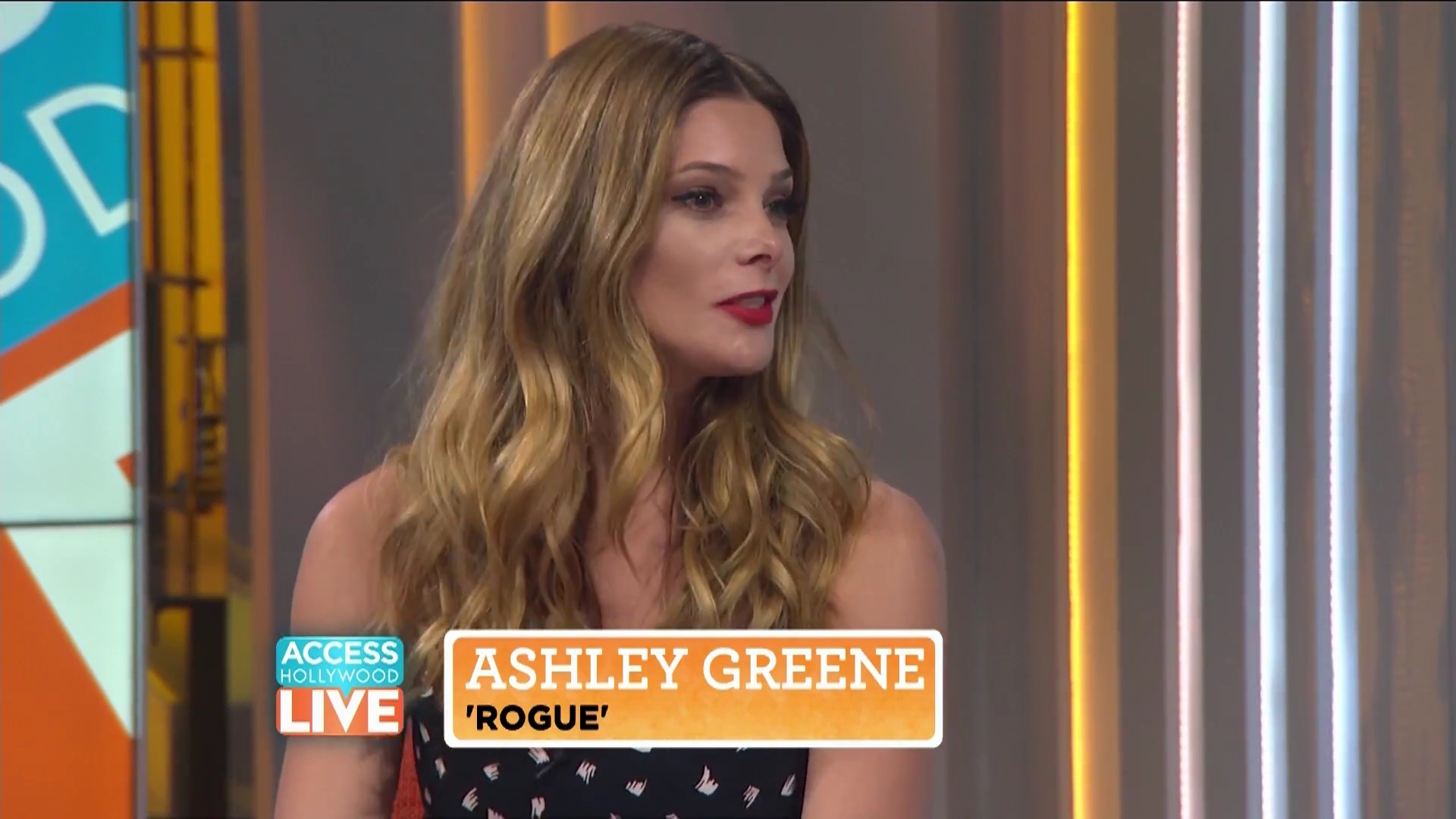 Ashkey-Greene-dot-nl_2017AccesHollywood0051.jpg