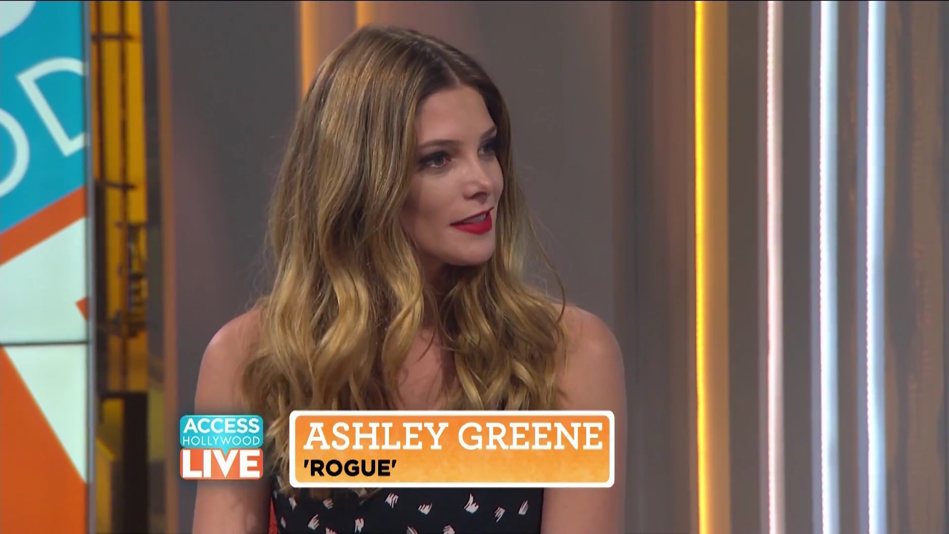 Ashkey-Greene-dot-nl_2017AccesHollywood0055.jpg