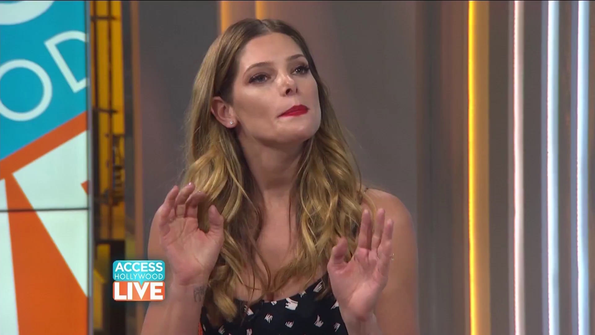 Ashkey-Greene-dot-nl_2017AccesHollywood0144.jpg