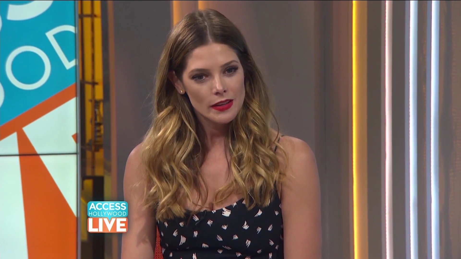 Ashkey-Greene-dot-nl_2017AccesHollywood0248.jpg