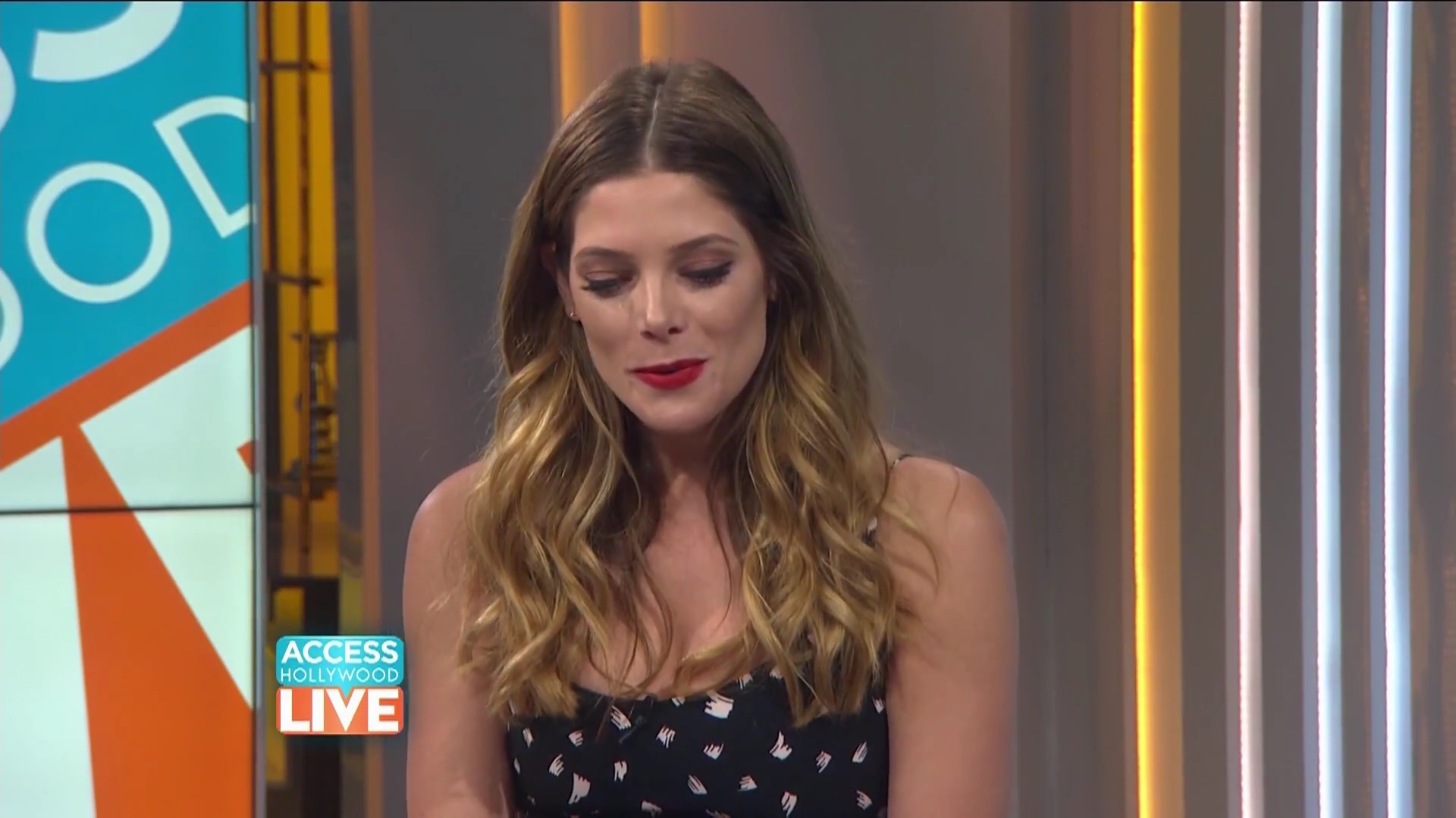 Ashkey-Greene-dot-nl_2017AccesHollywood0301.jpg