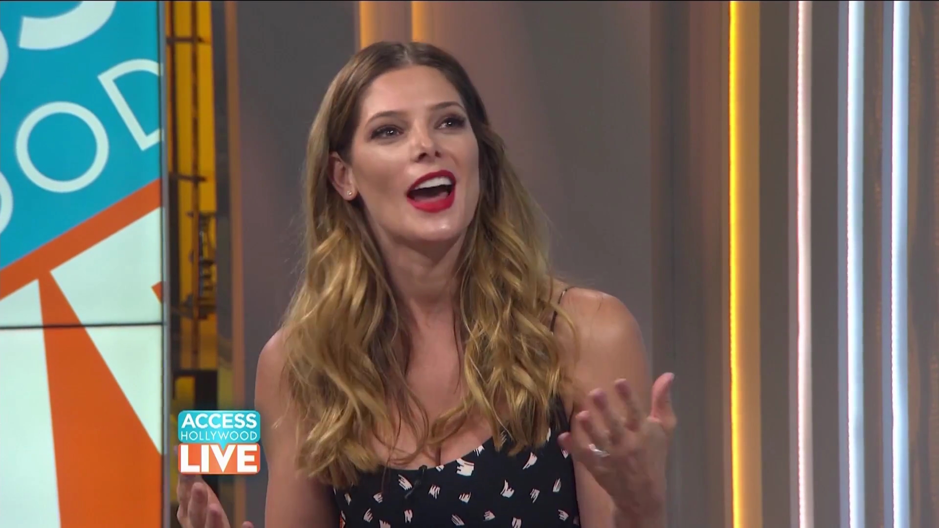 Ashkey-Greene-dot-nl_2017AccesHollywood0308.jpg