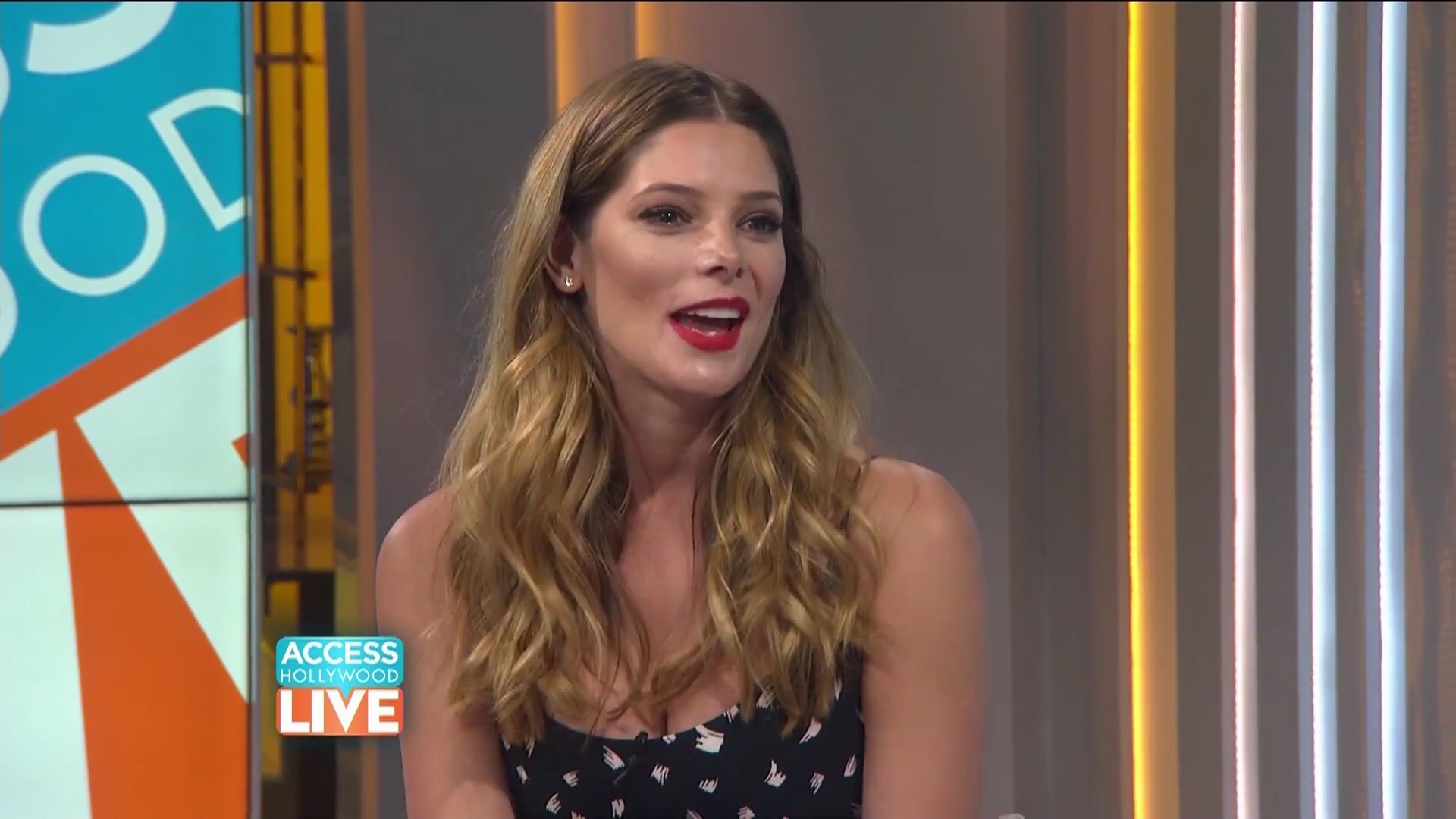 Ashkey-Greene-dot-nl_2017AccesHollywood0310.jpg