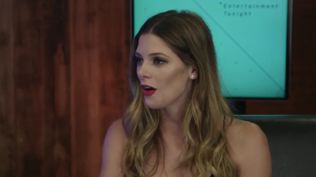 Ashley-Greene-dot-nl_2017EntertainmentTonightFacebookLiveInterview0212.jpg