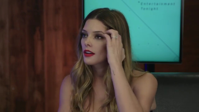Ashley-Greene-dot-nl_2017EntertainmentTonightFacebookLiveInterview0568.jpg