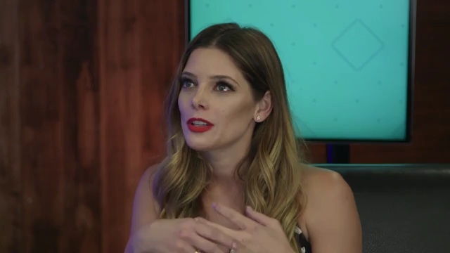 Ashley-Greene-dot-nl_2017EntertainmentTonightFacebookLiveInterview0874.jpg Ashley-Greene-dot-nl_2017EntertainmentTonightFacebookLiveInterview0874.jpg