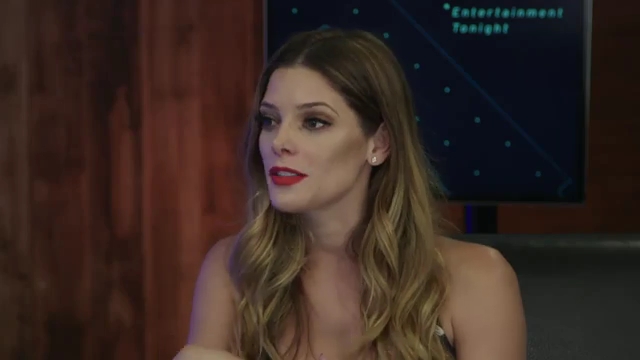Ashley-Greene-dot-nl_2017EntertainmentTonightFacebookLiveInterview0881.jpg Ashley-Greene-dot-nl_2017EntertainmentTonightFacebookLiveInterview0881.jpg