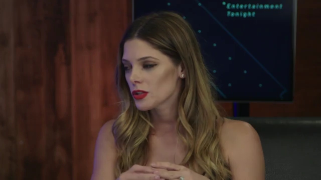 Ashley-Greene-dot-nl_2017EntertainmentTonightFacebookLiveInterview1040.jpg Ashley-Greene-dot-nl_2017EntertainmentTonightFacebookLiveInterview1040.jpg