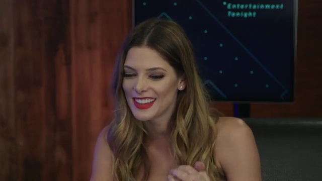 Ashley-Greene-dot-nl_2017EntertainmentTonightFacebookLiveInterview1132.jpg