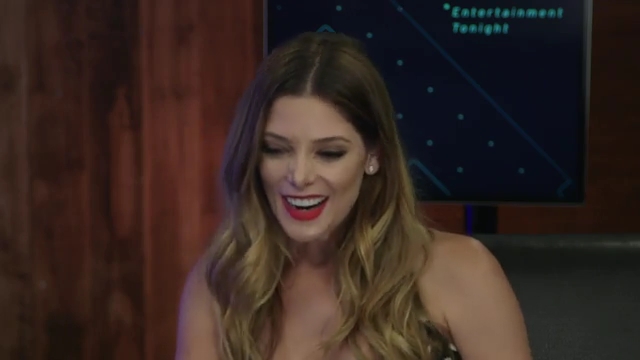 Ashley-Greene-dot-nl_2017EntertainmentTonightFacebookLiveInterview1133.jpg