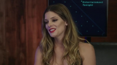 Ashley-Greene-dot-nl_2017EntertainmentTonightFacebookLiveInterview0617.jpg