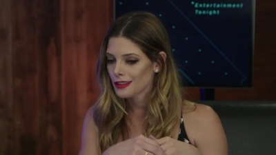 Ashley-Greene-dot-nl_2017EntertainmentTonightFacebookLiveInterview0729.jpg