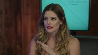 Ashley-Greene-dot-nl_2017EntertainmentTonightFacebookLiveInterview0770.jpg